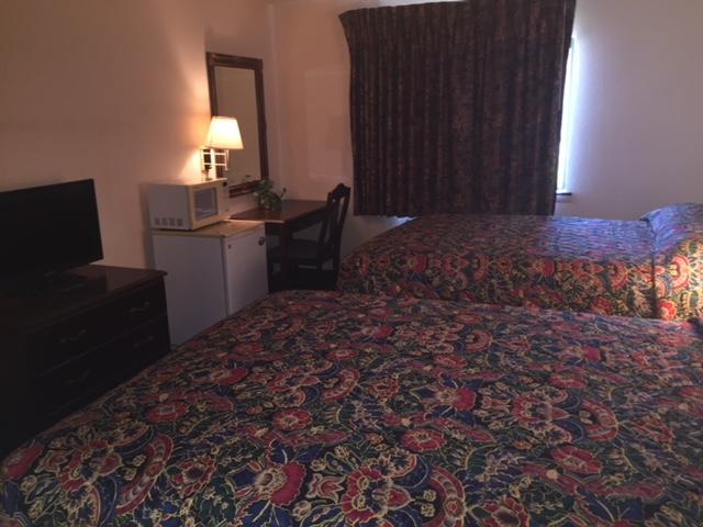 Haven Inn & Suites Монро Екстер'єр фото