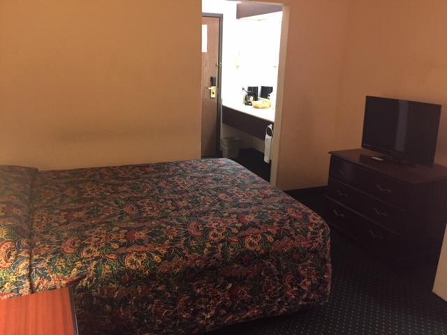Haven Inn & Suites Монро Екстер'єр фото
